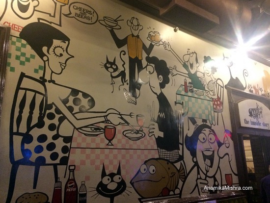 Cafe Mondegar, Colaba, Mumbai - Review