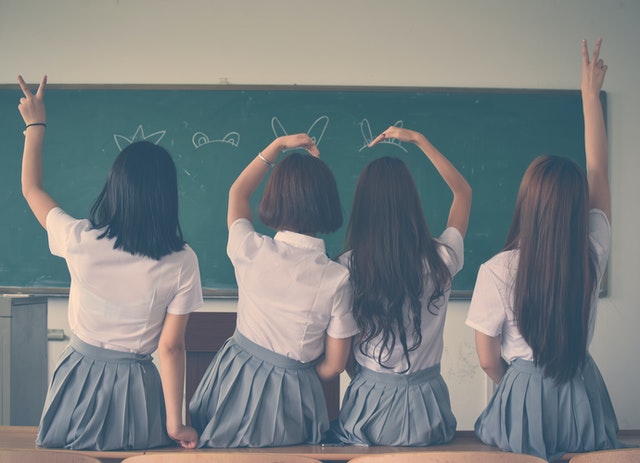 15 Things that make your School Friends Special