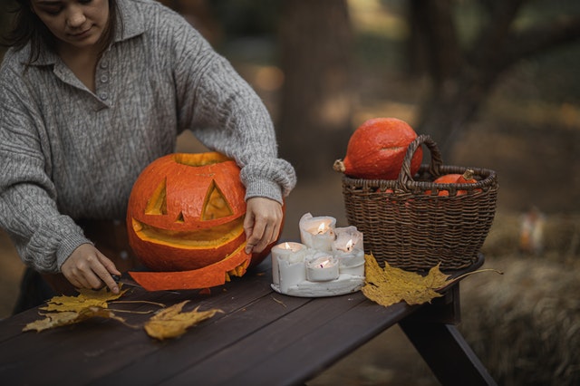 12 Halloween Haunted House Ideas for a Memorable Party