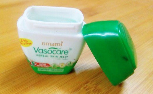 Emami Vasocare Herbal Skin Jelly Review