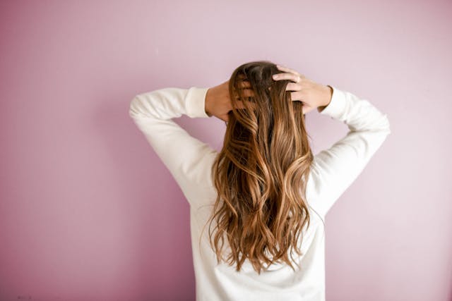 Best Home Remedies: How to Control Hair Fall in Winter