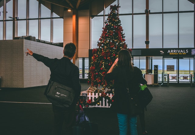How to Celebrate Christmas while Traveling?