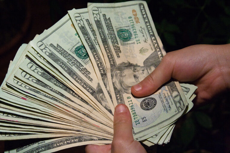 5 Ways To Discipline Yourself Into Saving Money