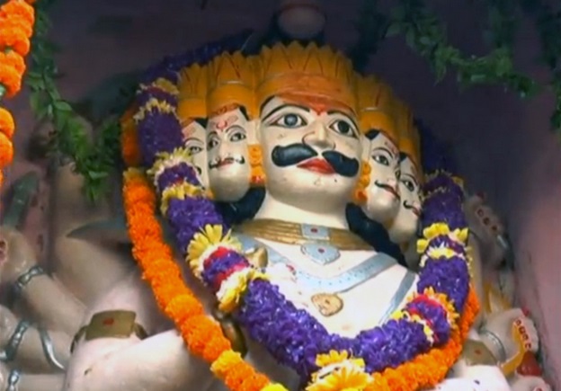 #HappyDussehra | Know About The Ravana Temple In Kanpur