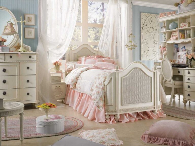 Gorgeous White Bedroom