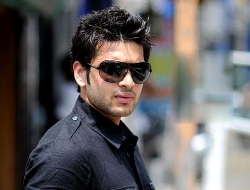 Season 41 Portfolio Shoot with Model/Actor Karan Kundra In Delhi