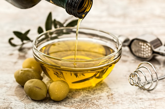 7 Surprising Beauty Benefits of Olive Oil