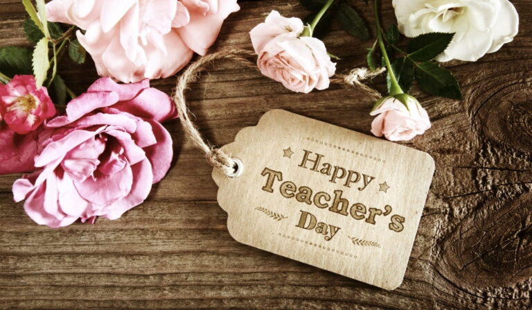 11 Teachers Day Gift Ideas Under 1000, Starting from 199