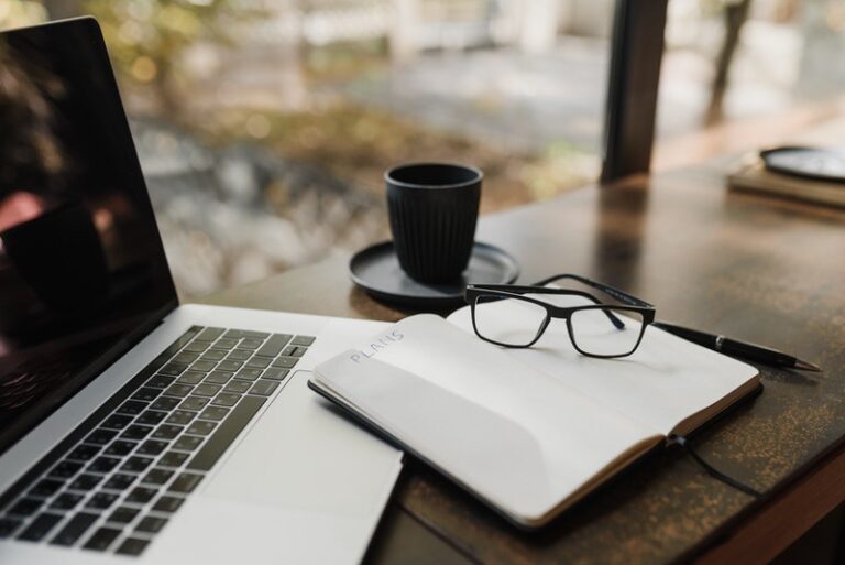 5 Things to Cut Out of Your Life in 2022