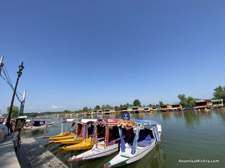 9 Tourist Places in Jammu & Kashmir that You MUST Visit