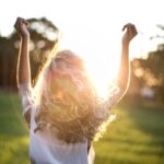 Simple Mindset Shifts That Improve Daily Happiness