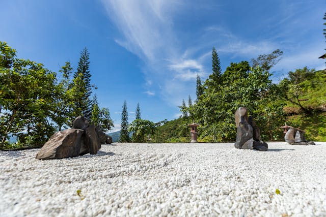 101 Easy Mindfulness Tips (For Super Busy People) To Enjoy The Moment